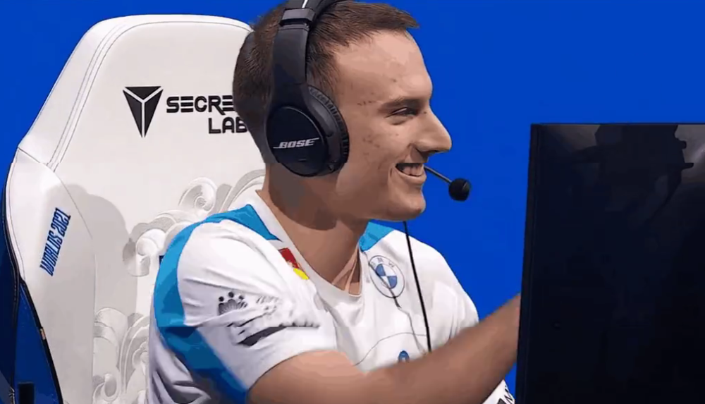 开云-FPX血洗C9，Canyon线上压制力十足顶尖较量半决赛，技惊四座