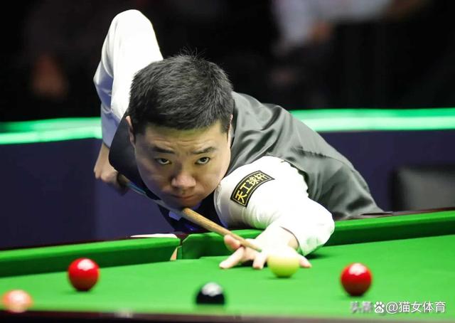 开云APP-HKA绝杀BRO，Gumayusi打出惊人五杀激烈交锋半决赛，强势挺进下一轮