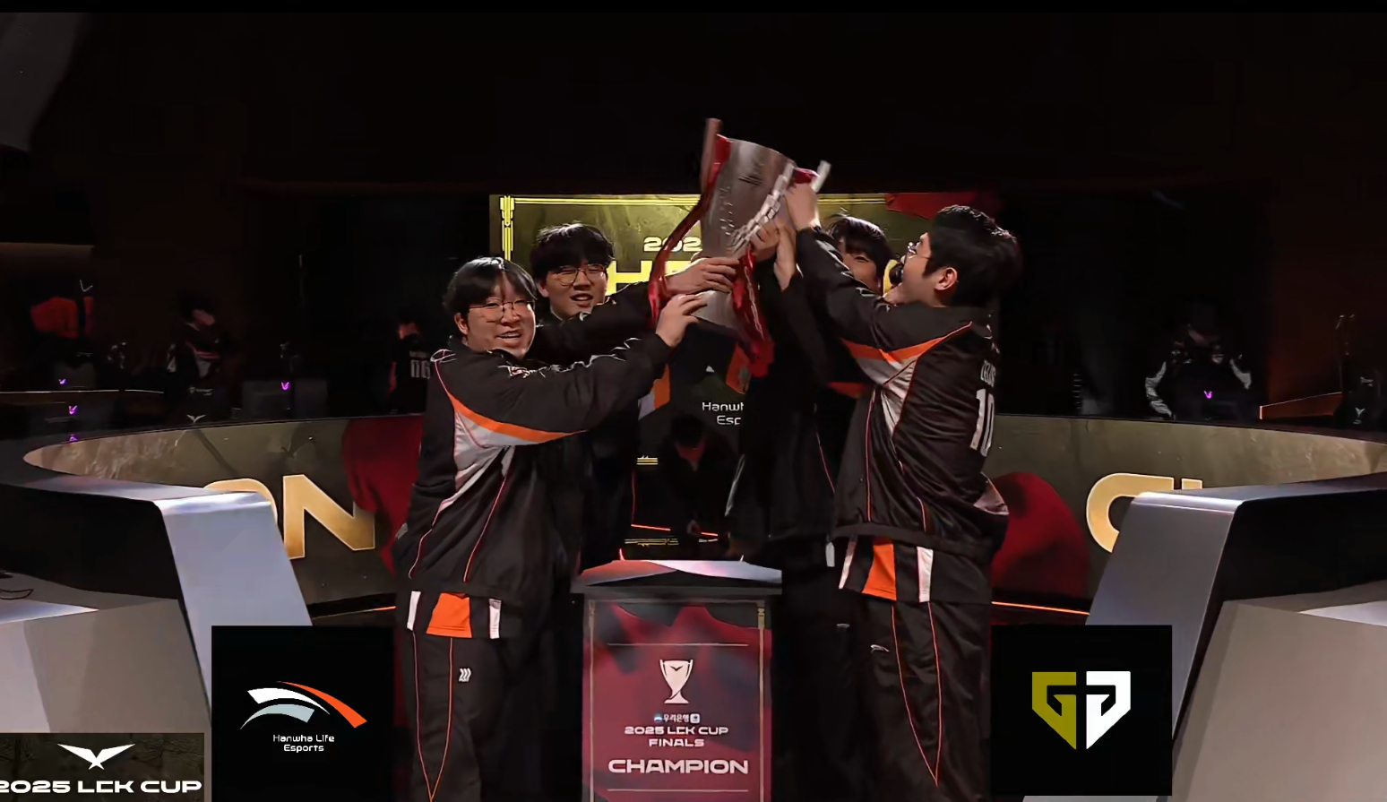 FNC翻盘HLE,Inspired线上压制力十足顶尖较量淘汰赛,留下经典瞬间的简单介绍 FNC翻盘HLE,Inspired线上压制力十足顶尖较量淘汰赛,留下经典瞬间的简单介绍